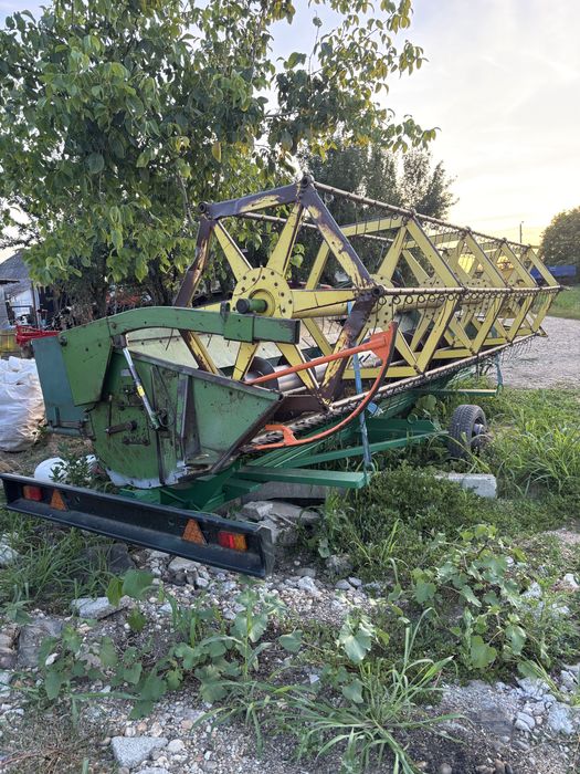 Echipament de recoltat-heder de paioase John Deere