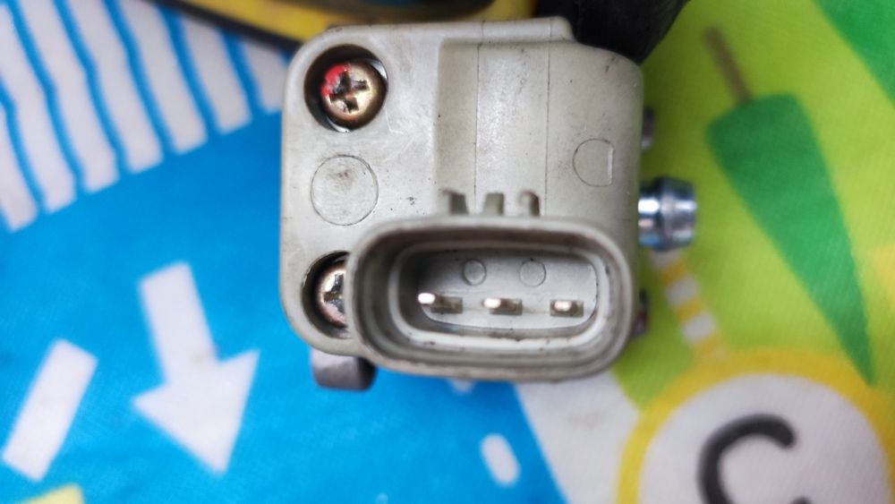 Тойота регулятор холостого хода катушка