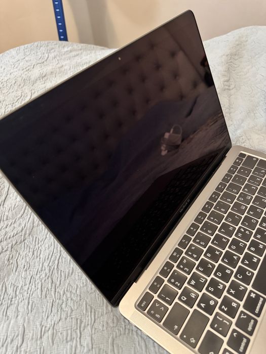 Macbook Air M1 8/256