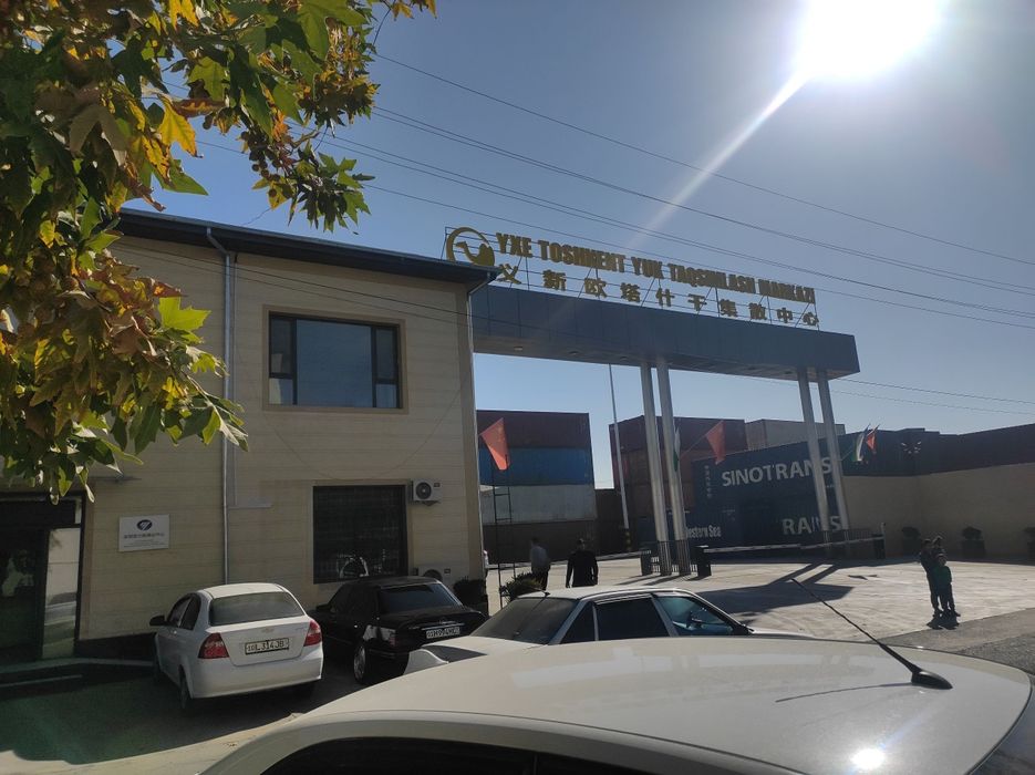 Срочно продается! Склад, цех, коттеж, уй қуриш учун ер земля бор.