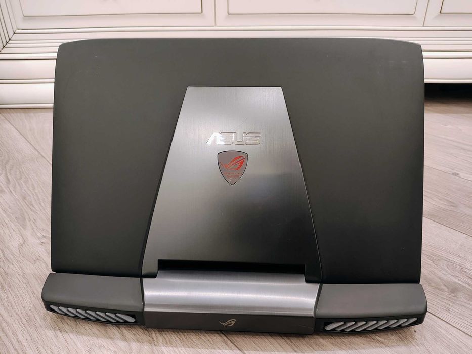Laptop gaming Asus Rog, intel core i7 quad core , display de 17,3 inch