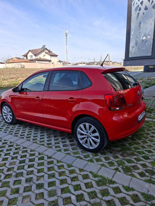 Valkswagen  polo