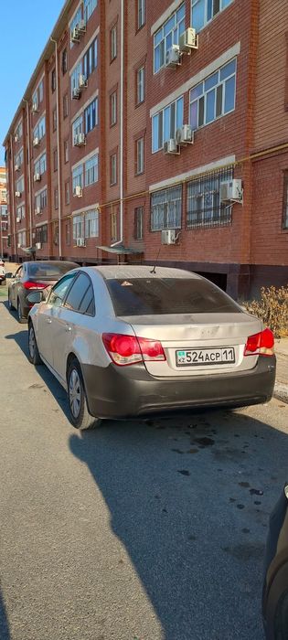 Шевроле Круз 1.8