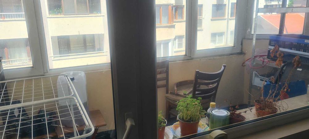 Дава се под наем Тристаен апартамент в София, Хладилника - 135 кв.м за 438000 € - Снимка #5