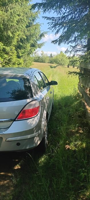 Vând sau schimb opel astra