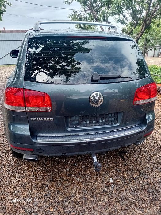 Motor/cutie de viteze/compresor ac/pompa servo/injectoare/electromotor/carlig remorcare electric/perne/usa/hayon/oglinda/far xenon touareg 7L  5.0 tdi