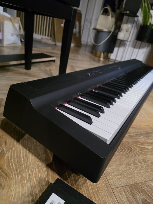Yamaha pianina digitala P-125