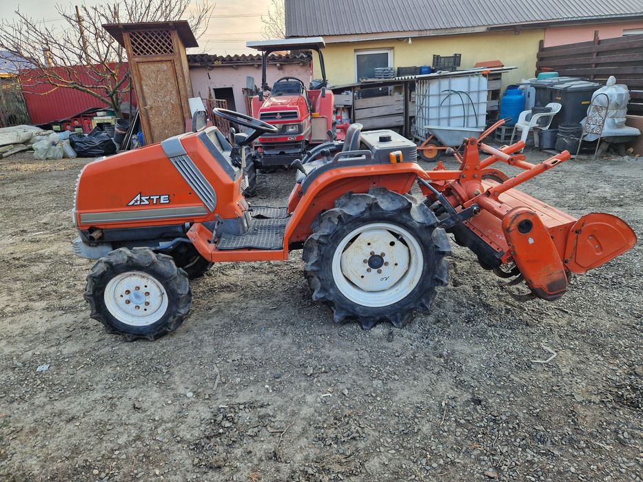 Tractor Kubota Aste 17 cp cu freză