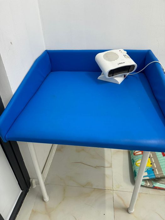 Медицинская кушетка