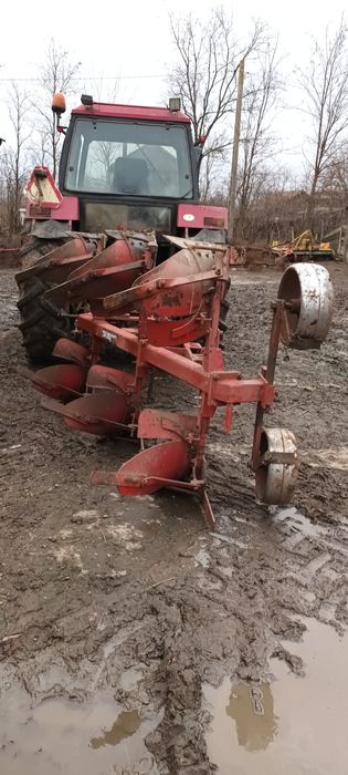 Plug revesbil trei cormane