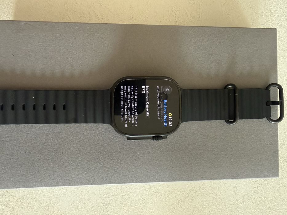 Apple Watch Ultra 2 LTE - 49 mm