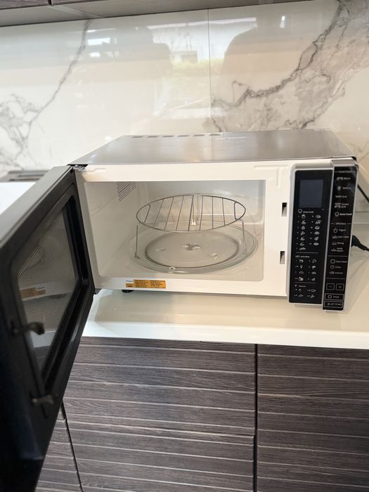 Cuptor cu microunde Whirlpool