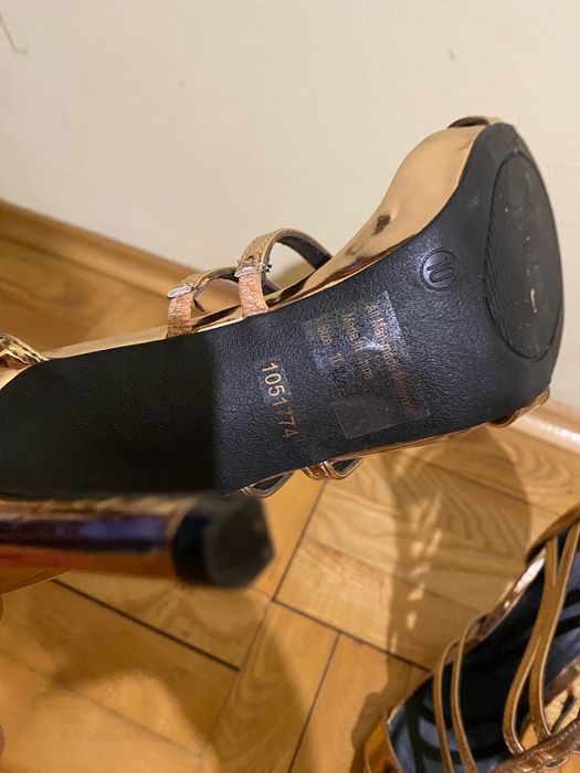 Нови сандали на ток,розово злато,ръчна изработка,10 н