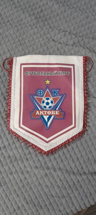 Продам шарфы в хорошем состояние