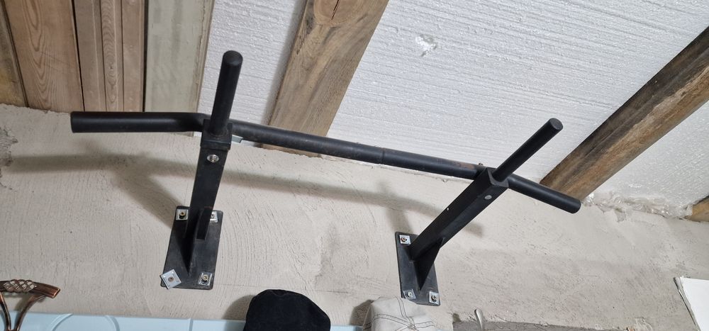 Турник. Настенный.  4.000тг