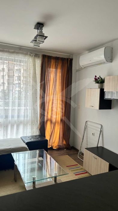 Дава се под наем Тристаен апартамент в Пловдив, Кючук Париж - 100 кв.м за 448.8 € - Снимка #1