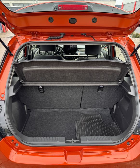 Suzuki Swift 1.2i Cool Hybrid, 2WD, 7500km, Ca Nou, 2 seturi anvelope