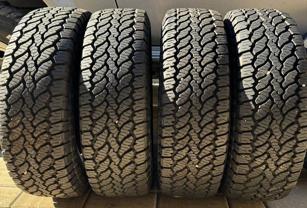 Anvelope General GRABBER AT3 205/70 R15