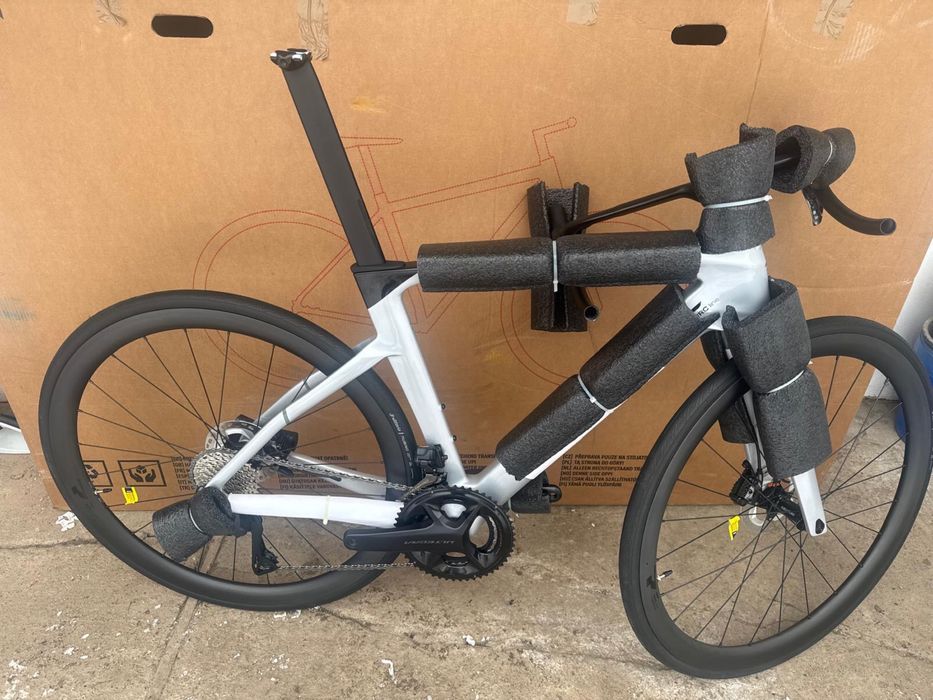 Bicicleta Conor Volcano Aero 2026 Ultegra DI2 2x12 nou