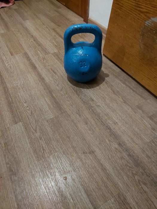 Гиря 32кг. Профессиональная