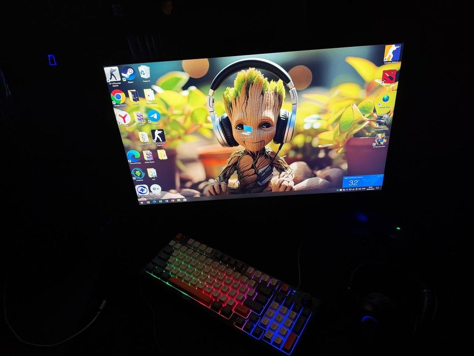 Win10pro vd kartartx 590 8gb 16operatifka 1tb hard 128ssd