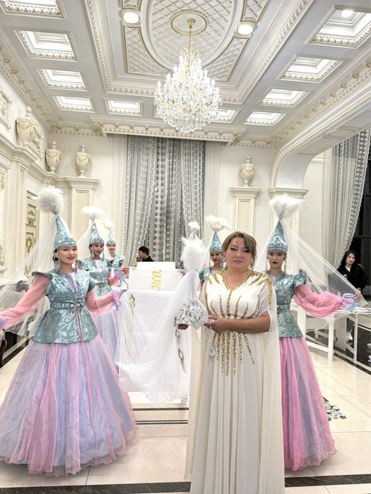 Танцевальные костюмы