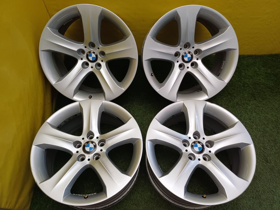 Диски 19 5x120 на BMW разноширокие.