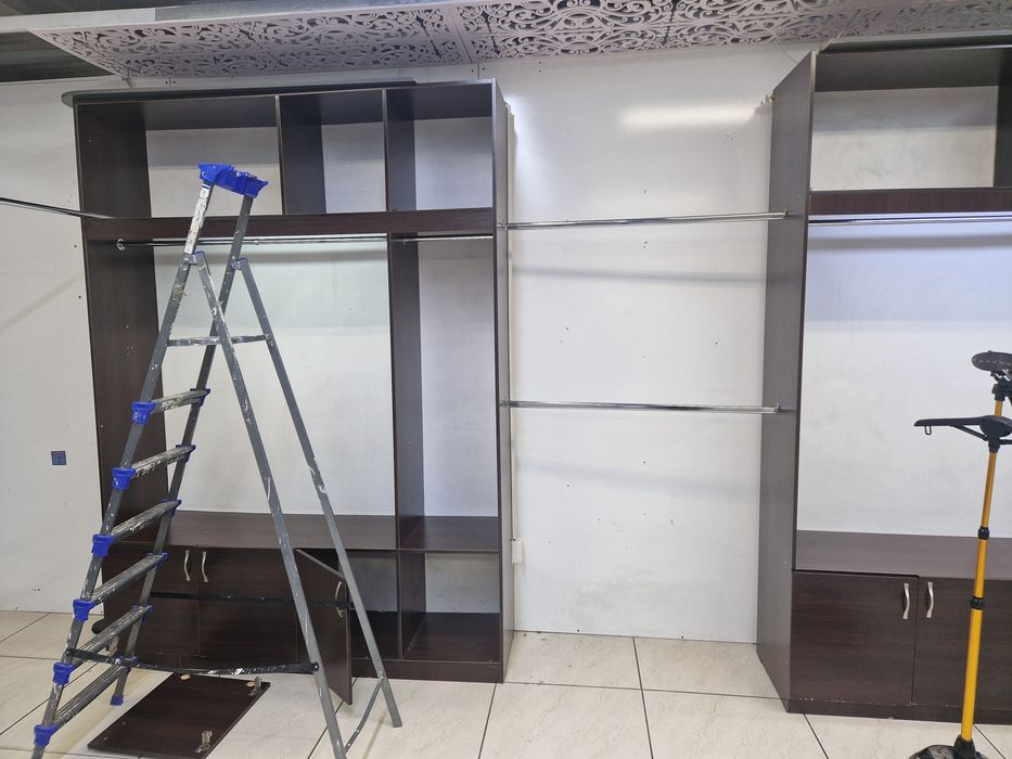 Шкафы для бутика