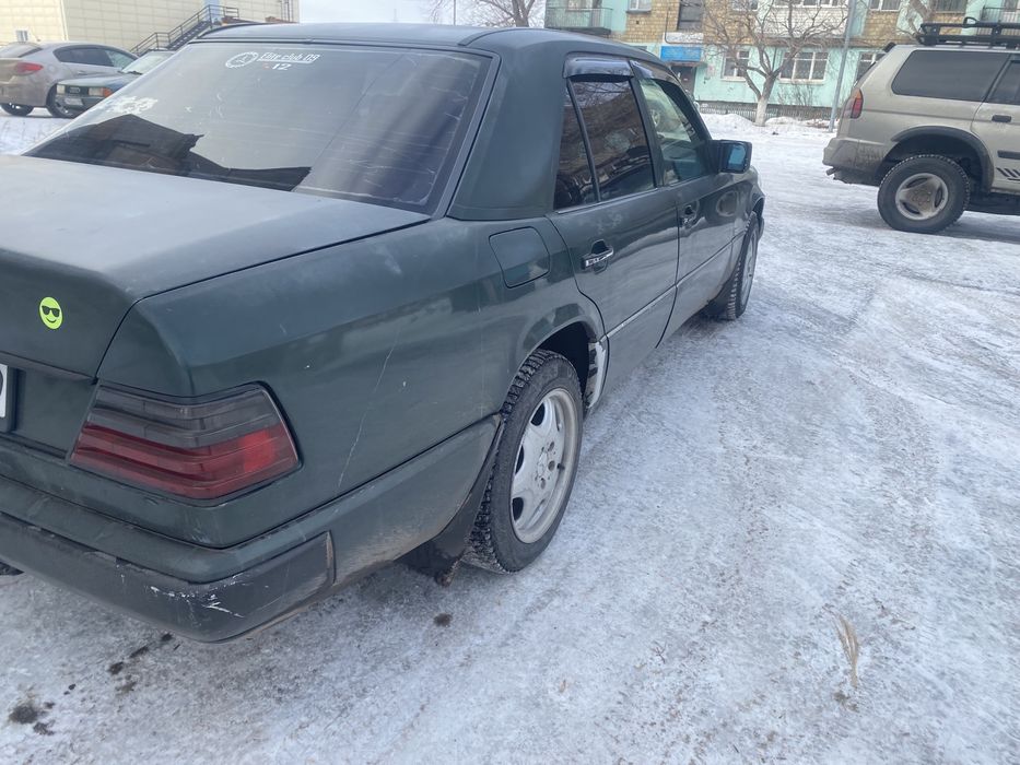 Продам мерседес 124