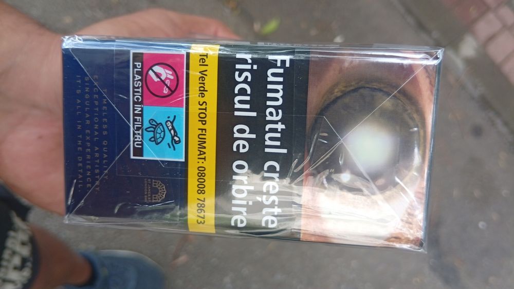 Dunhil 25 pachetul