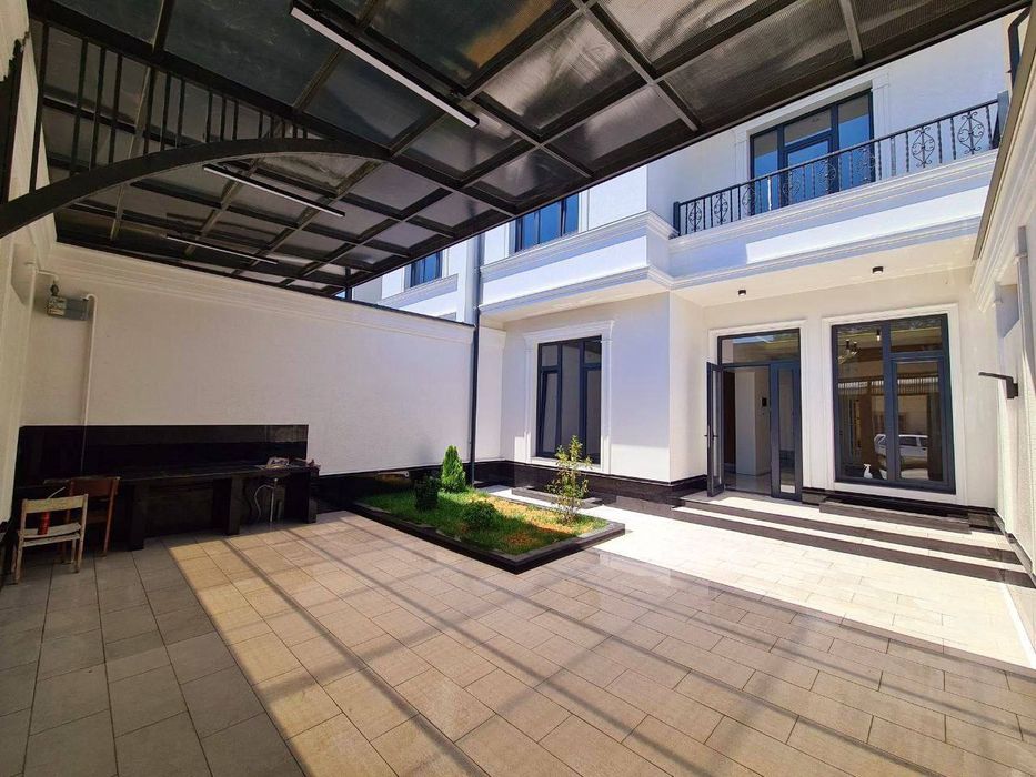 Срочно Срочно продаётся ЛЮКС Дом самом центре города