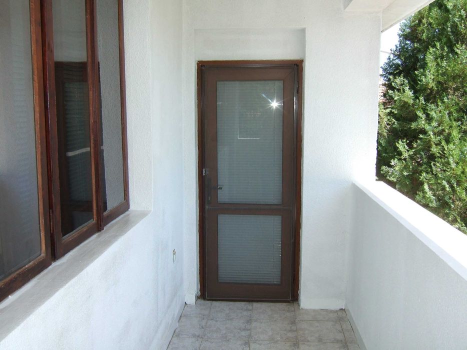 Продава се Къща в с. Крапец, Област Добрич - 330 кв.м за 785 €/кв.м - Снимка #6