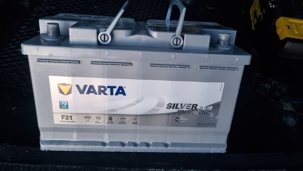Baterie AGM . Varta 800 Ah Noua Nouta