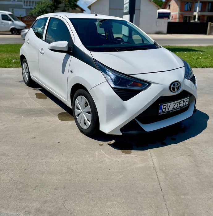 Vând toyota aygo