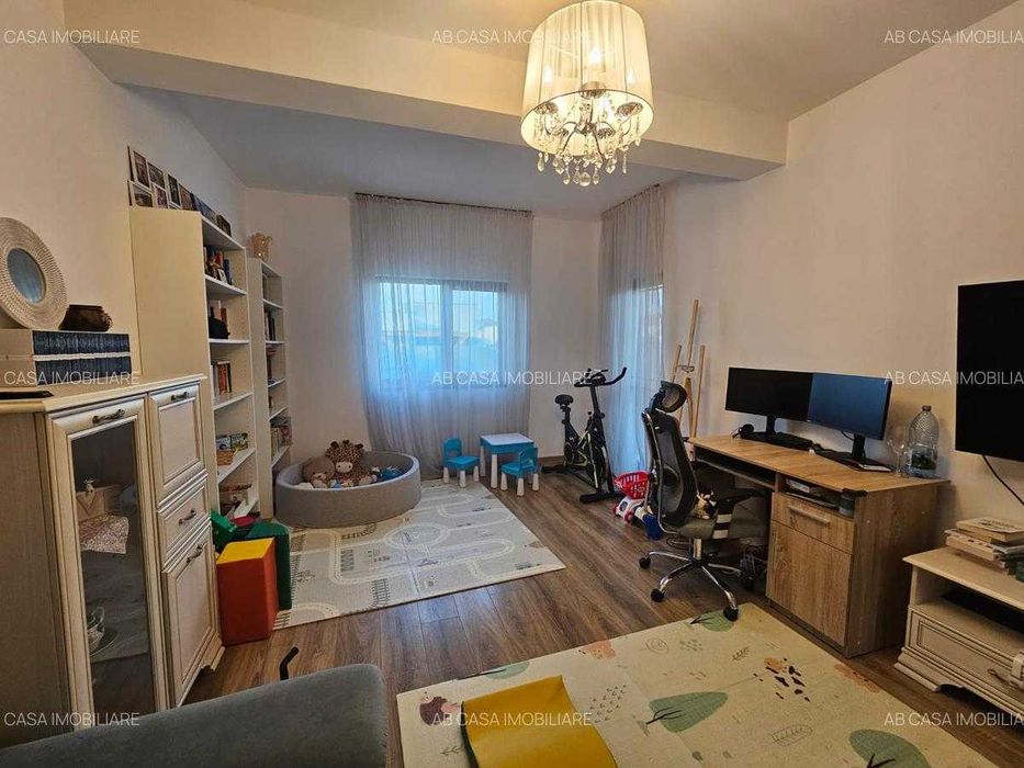 Duplex nou, P+E, 5 camere, 3 băi, perete dublu, Dumbrăvița, comision 0