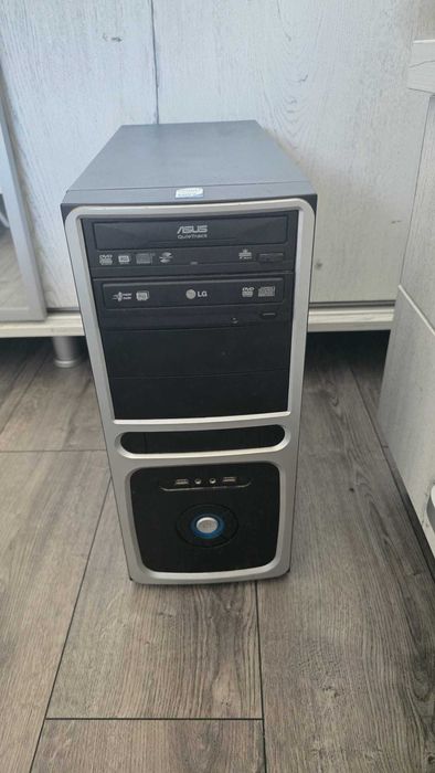 Unitate PC Custom + Monitor