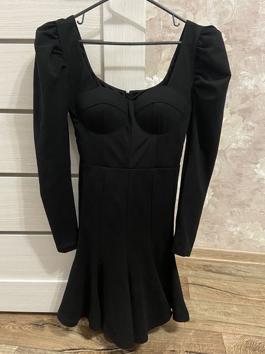 Платье вечернее