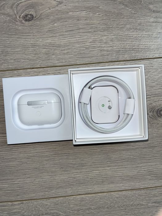 Airpods pro  ( gen 2 )