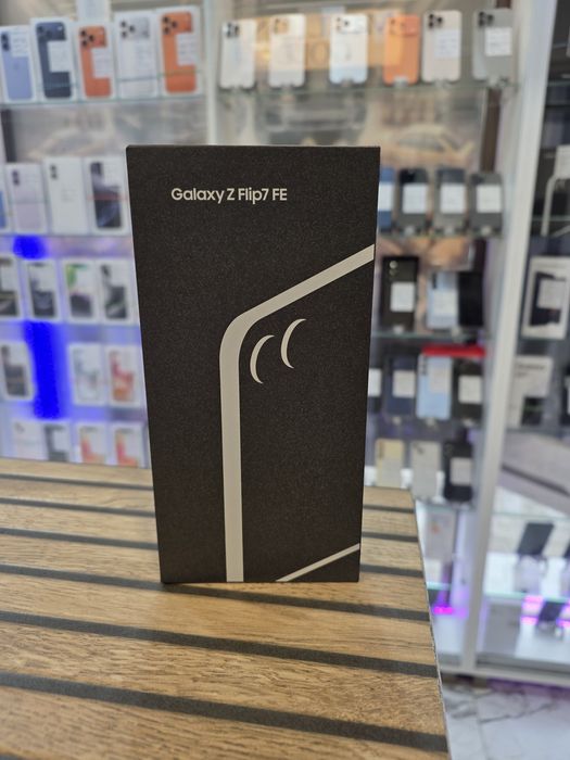 Galaxy Z Flip 7 FE 128GB. 8GB RAM. SIGILAT ! Black