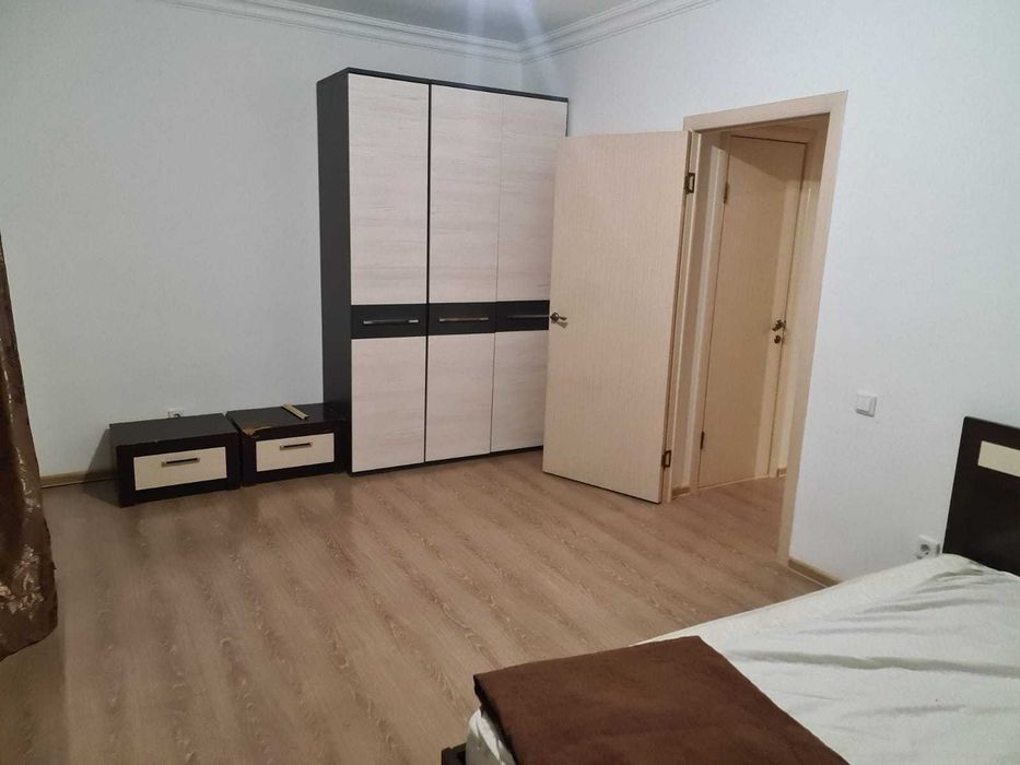 Продам 3 комнатную квартиру левый берег