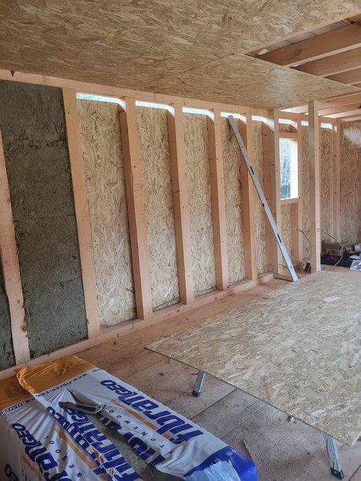 Firmă Autorizată – Acoperișuri, Dulgherie, Izolații și Montaj Burlane