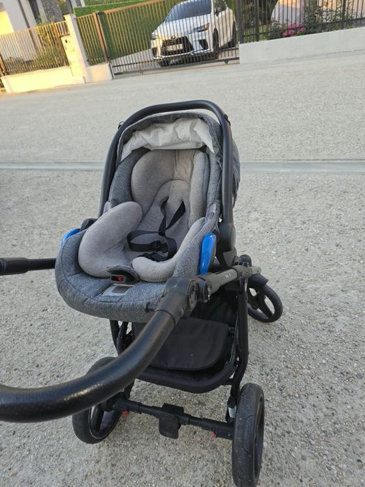 Cărucior 3 în 1 Adamex Reggio – complet echipat, stare foarte bună