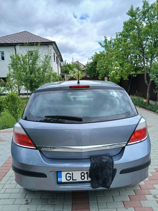 Opel Astra h 1.6 benzina