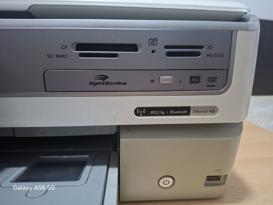 Imprimanta Scaner Copiator  HP Photosmary C8100