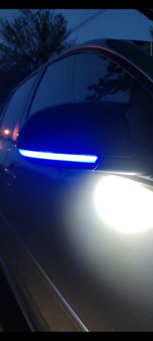 •Продавам ВСЯКАКВИ LED мигачи за VW Голф 5 и други със същите огледала