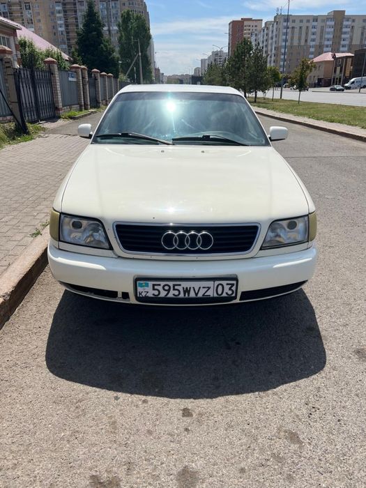 Продам автомобиль Ауди А6 С4