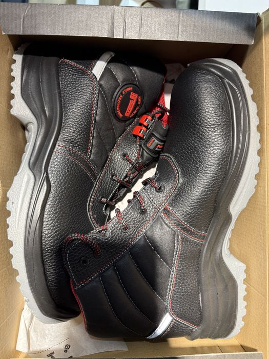 Работни обувки  Panda НОВИ