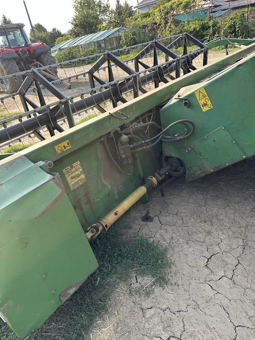 Combina john deere 2056