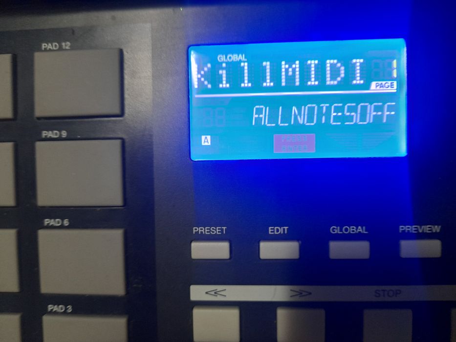 Akai MPK49 controller midi