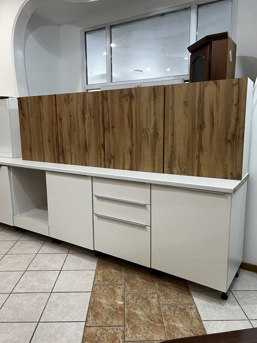 Кухонный гарнитур с мойкой и сушилкой